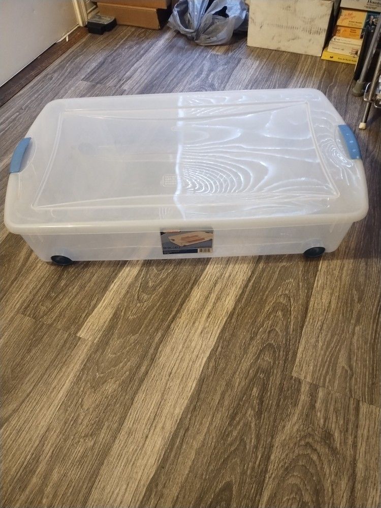 Sterilite 50 Qt Wheeled Under The Bed Latched Container