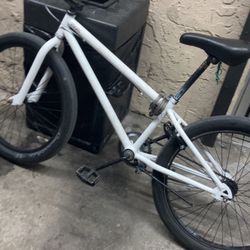 24 Inch Wheelie Bike 