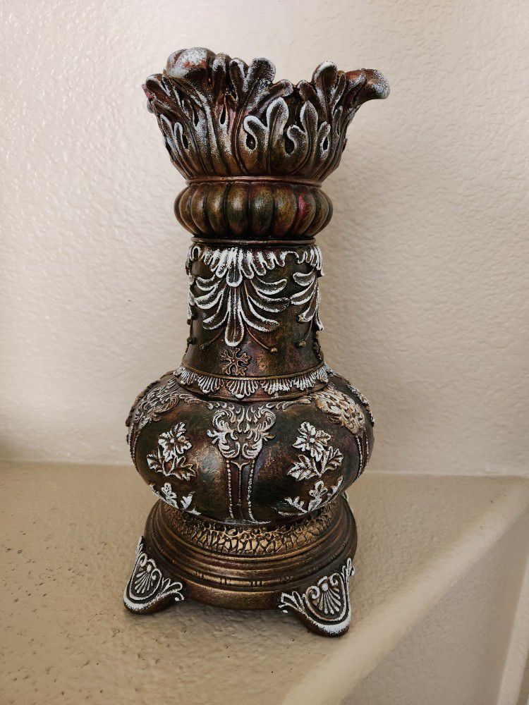 Candle Holder/Home Decor
