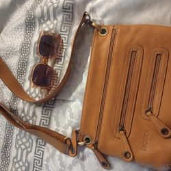 Avorio Crossbody 