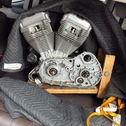 04 Harley Davidson 883 Motor