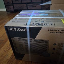 AIR CONDITIONER. BRAND NEW IN BOX. 