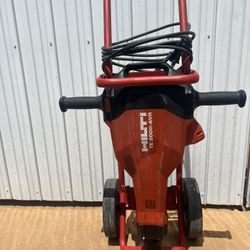 HILTI TE 2000 AVR Electric Jackhammer