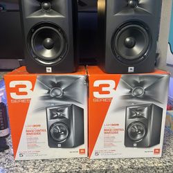 JBK LSR305 Powered Studio Monitors (Pair)