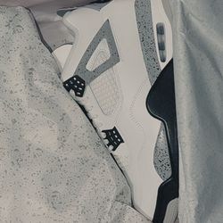 Jordan 4 Retro White Cement Size 10.5 Men 