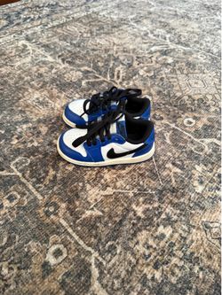 Nike toddler 7c