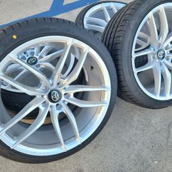 19"new TOYOTA CAMRY Wheels With New Tires 