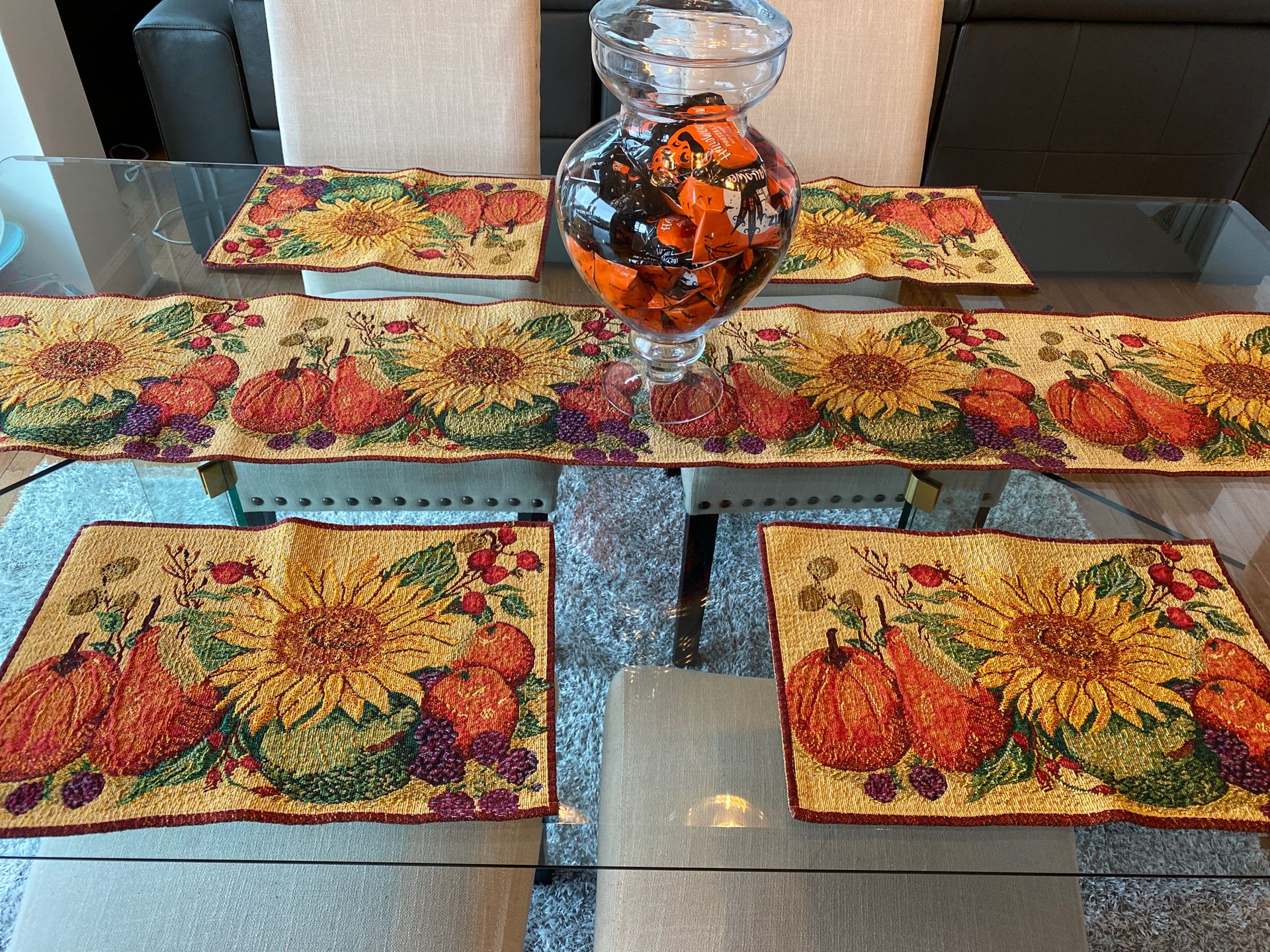 Beautiful Fall Table Runner and 4 placemats