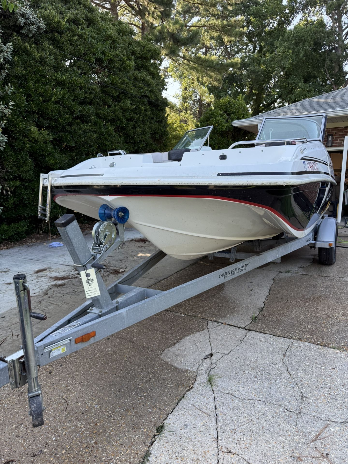 2014 Hurricane Sundeck 187
