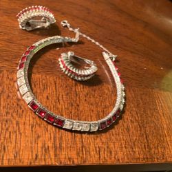 Sterling Ciner Bracelet & Clip On Earrings 
