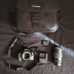 Canon EOS Rebel T3 w 300mm Len