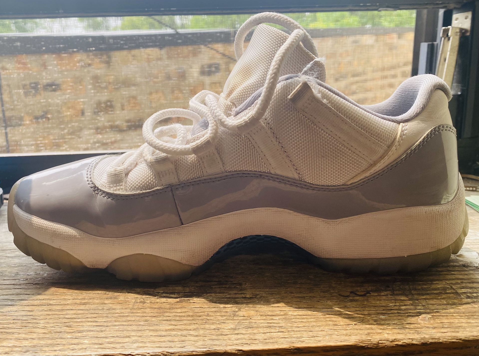 Men’s (8) Air Jordan Retro 11 (No Soles) 