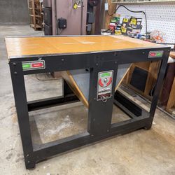 Craftsman Rotary Flip-Top Tool Bench - 28" x 48"