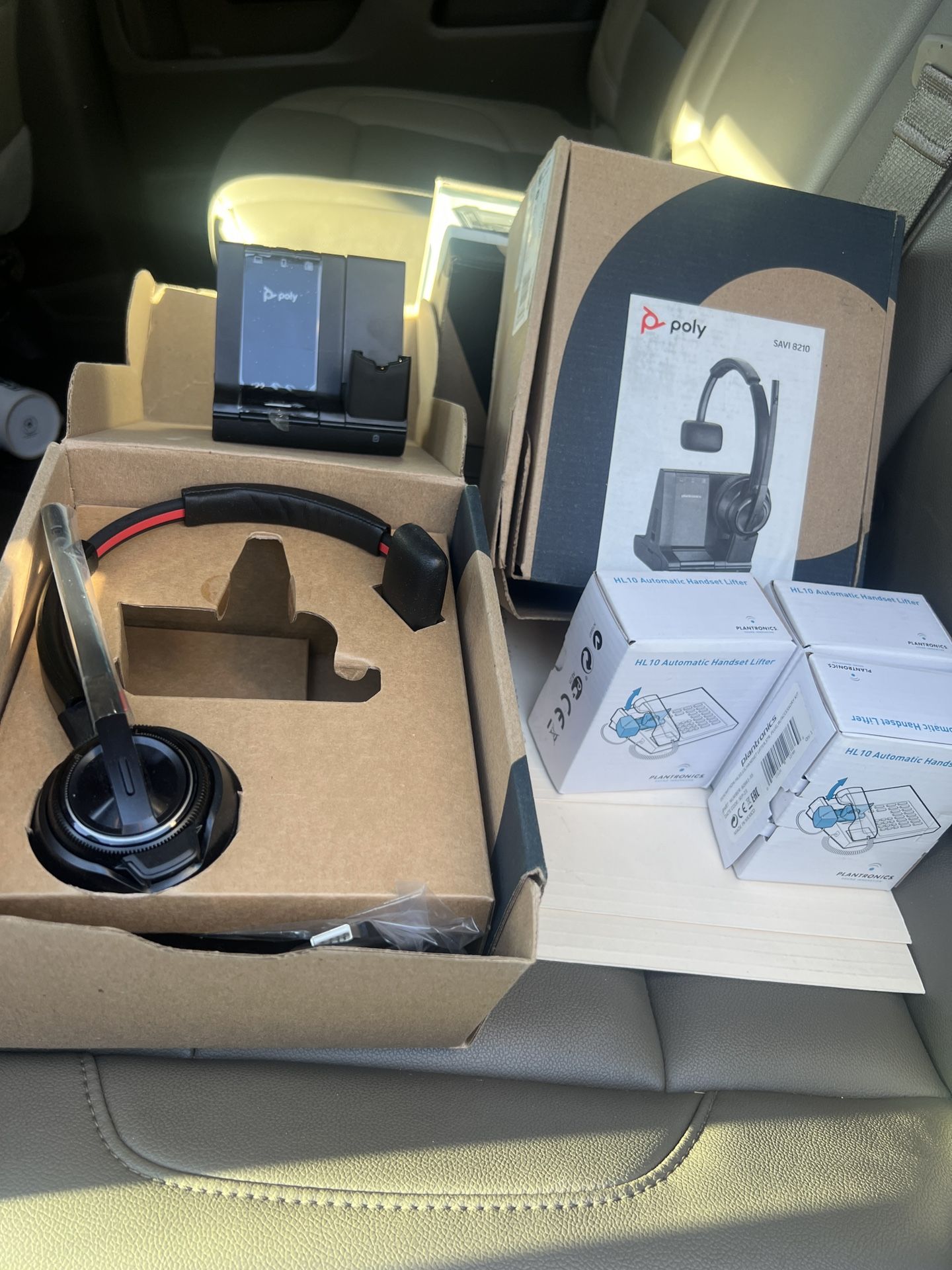 Platonic Poly 8210 Wireless Headsets 