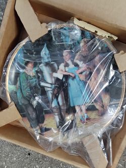 Wizard Of Oz Commemorative Plate #2521