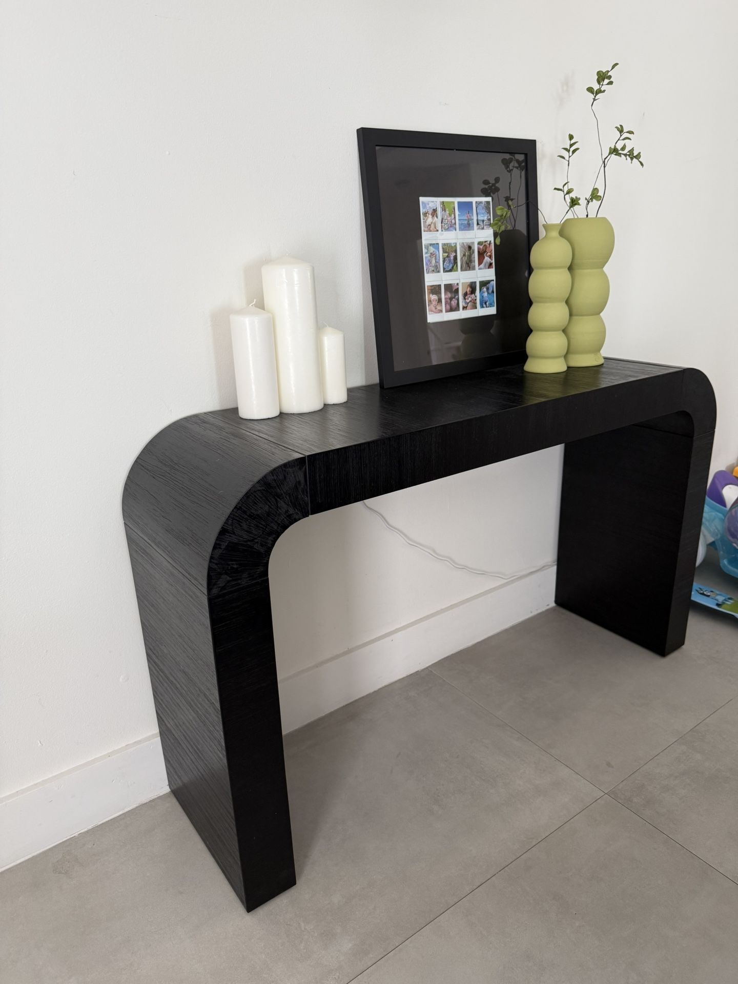 TOV Arched Console Table