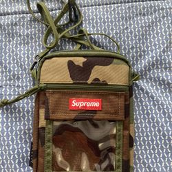 Supreme Side Bag 