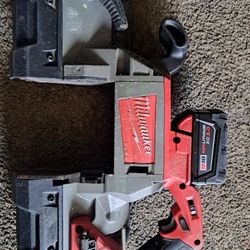 Milwaukee M18 Band Saw 