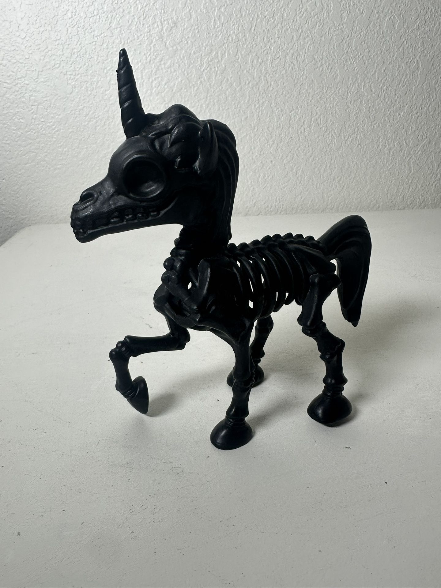 Halloween Plastic Unicorn Skeleton Horse Decor