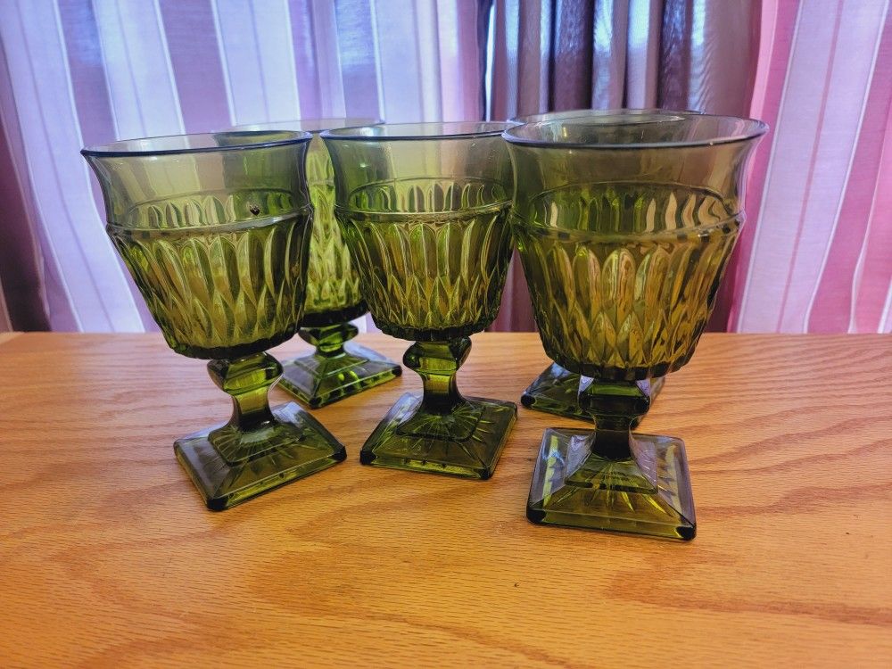 Lot of 5 Vintage Indiana Glass Mt. Vernon Avocado Green Pedestal Champagne Sherbet Cups