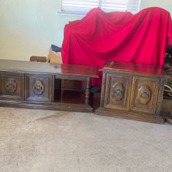 Living Room Tables 