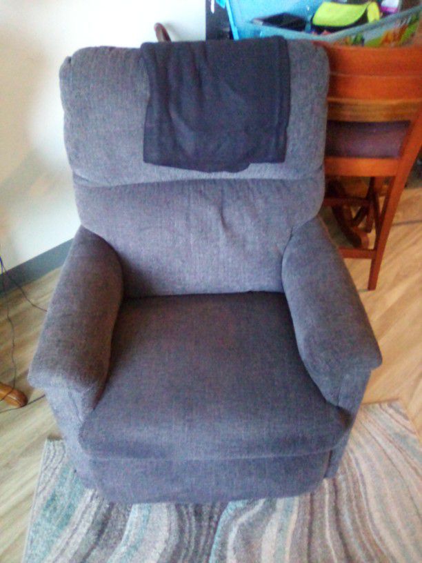 Nice Gray Lazyboy Recliner Lays All The Way Back