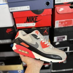 Nike Air Max 90 Infrared size 9 USED But Clean
