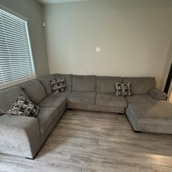Sectional L Couch 