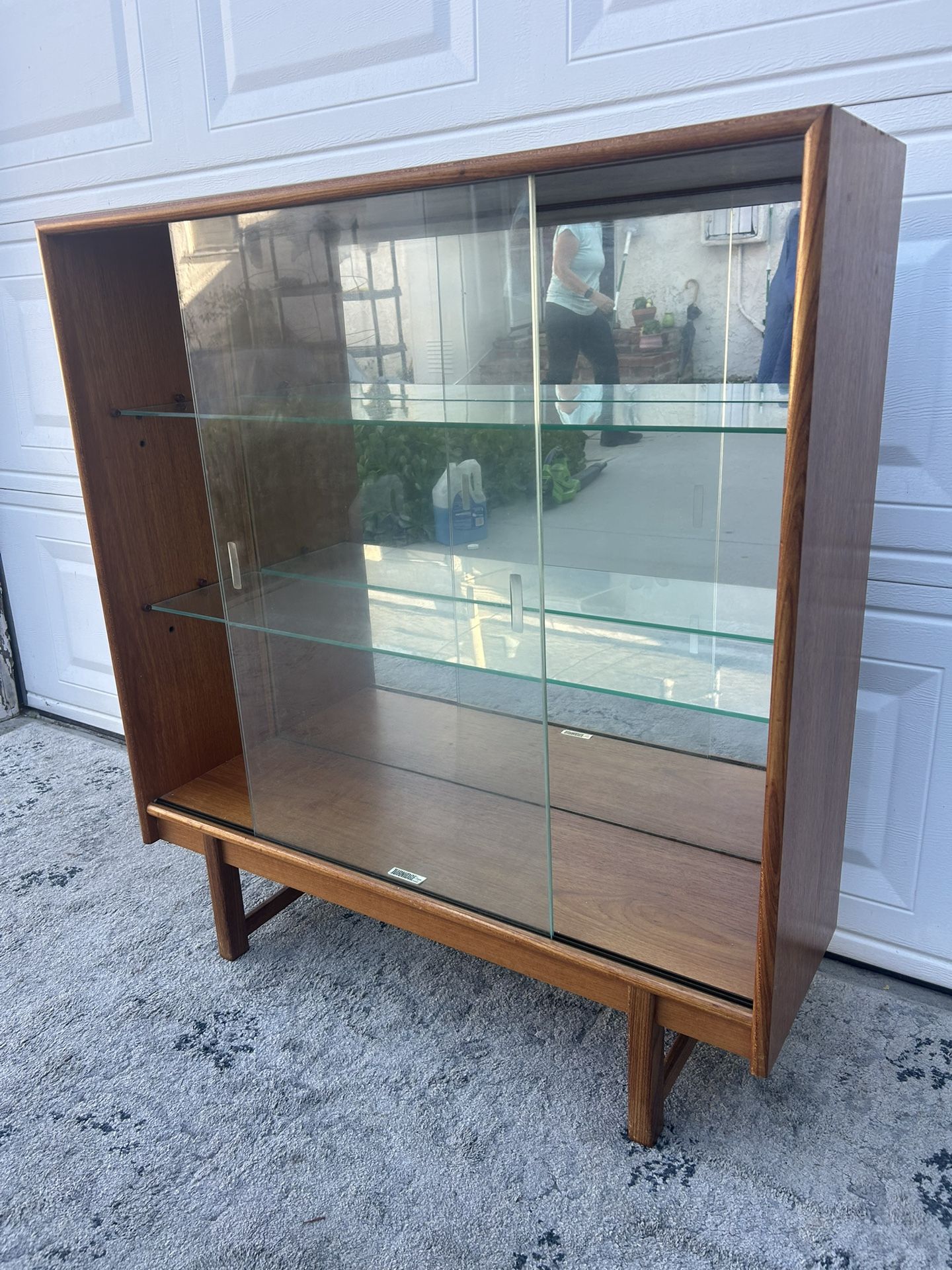 Mid Century Modern Teak Display Cabinet/Bookcase By Turnidge
