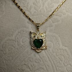 Beautiful Owl Necklace 14k Gold Laminated High quality material 25$