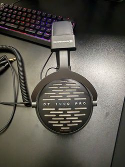 Beyerdynamic DT 1990 Pro Headphones