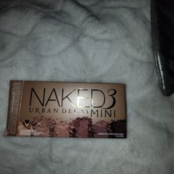 URBAN DECAY Naked 3Mini Eyeshasow Pallete