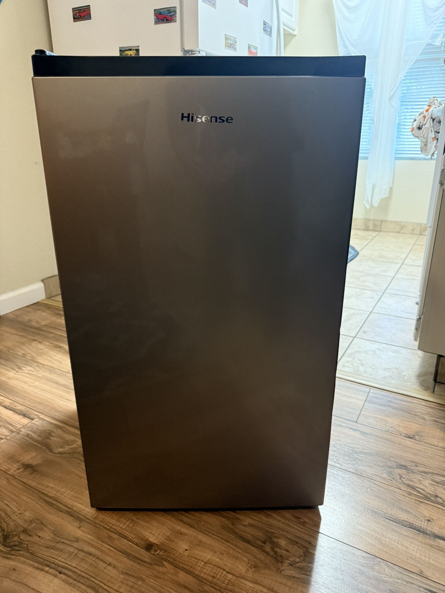 Hisense Mini Fridge 