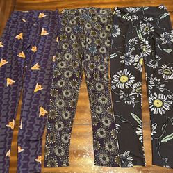 LuLaRoe One Size Leggings Brand New. $10 all.