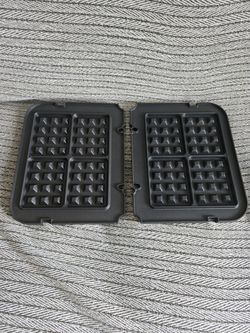 New Griddler Waffle Plates with ceramic nonstick coating for Gridller by Cuisinart