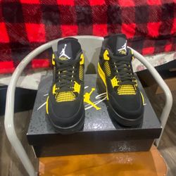 Air Jordan Retro 4s “Thunder”