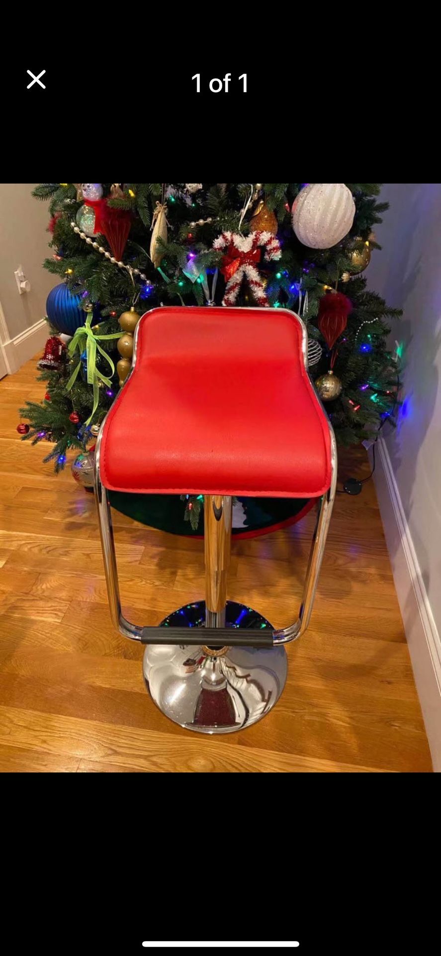 Set Of 2 Bar Stools. (one Is Still In Box)
