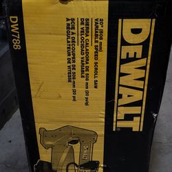 DEWALT 20 IN. VARIABLE-SPEED SCROLL SAW $420