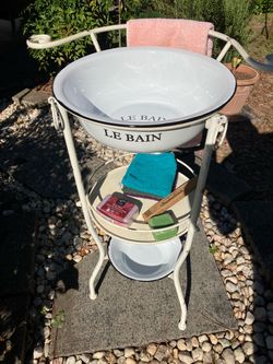 33” Vintage-style Le Bain Enamel Washbasin Stand - Compare @$115+