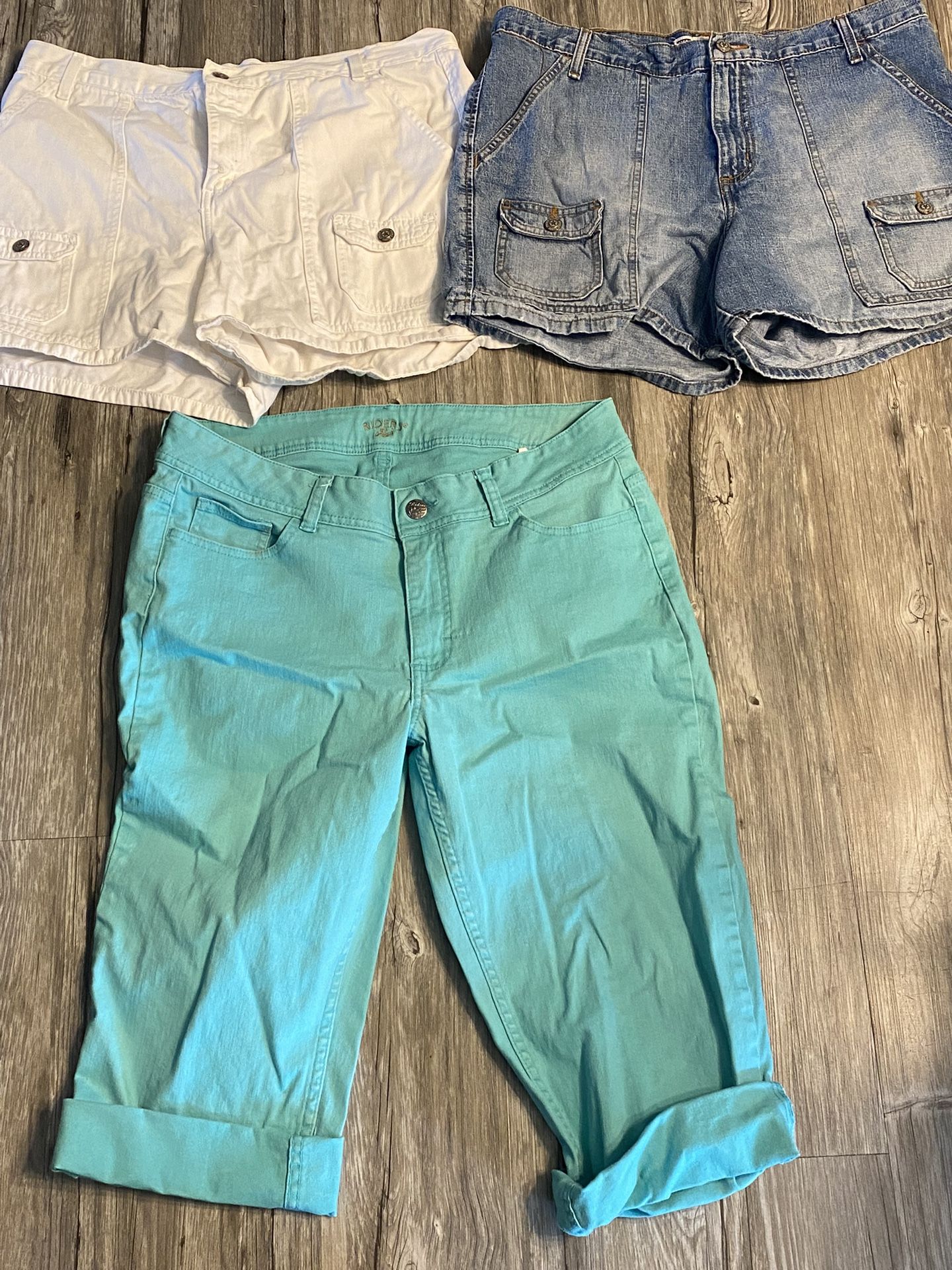 2 Ladies Shorts & 1 Ladies Capri 