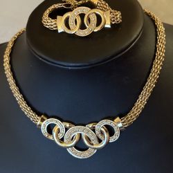 Chocker Necklace & Bracelet 