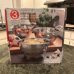 Brand New Miu Collander Set - 3 Pack (MSRP $22)