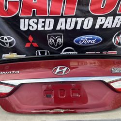 2011-2014 Hyundai Sonata Trunk