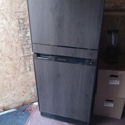 R.V Furrion Refrigerator In Excellent Condition 