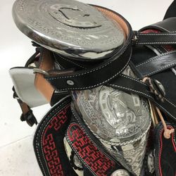 Monturas charras con Herrage y fuste plateado completo