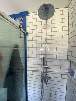 Practically Brand New Thermostatic Shower System With Wand
