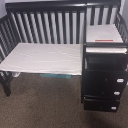 Mini Convertible Crib