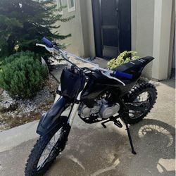 140CC DirtBike