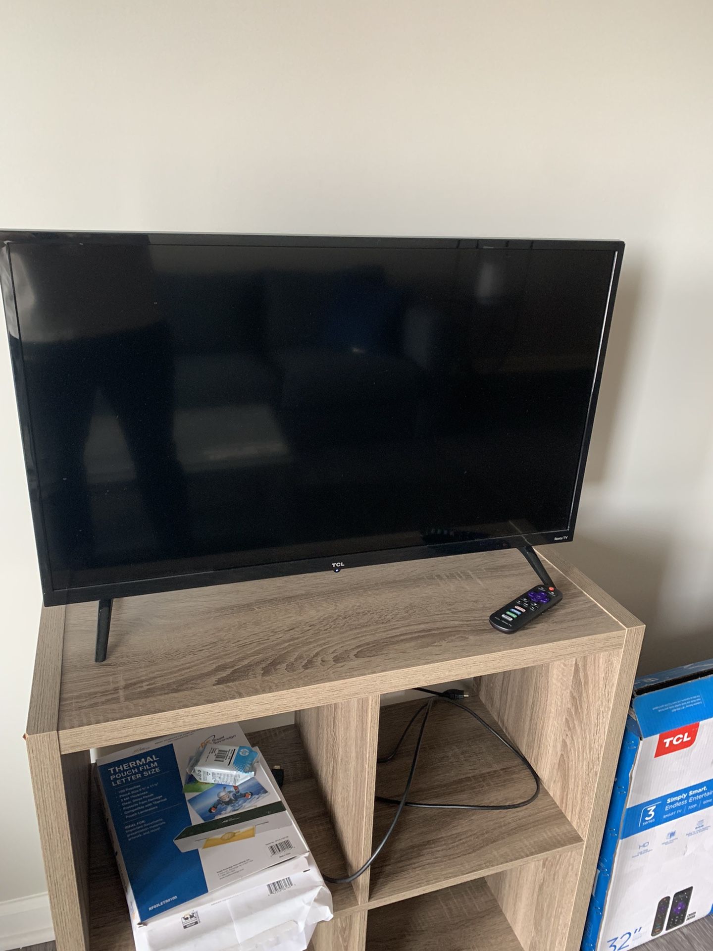 TCL 32” Roku TV