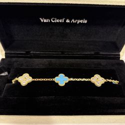 *BEST OFFER* Van Cleef Bracelet 
